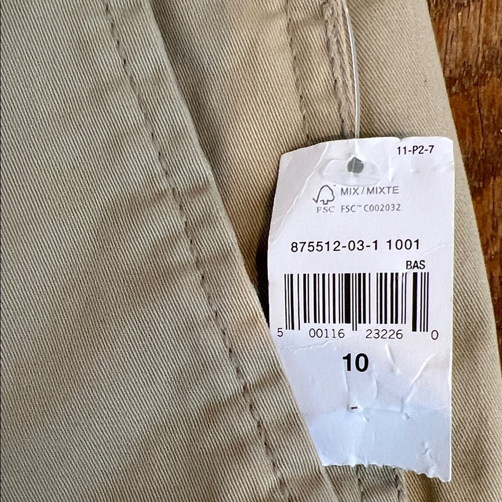 NWT GAP Downtown Khaki Pants - Picture 7 of 8